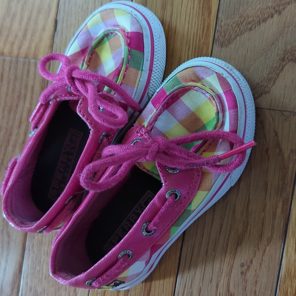 Baby Sperrys! Baby size 6